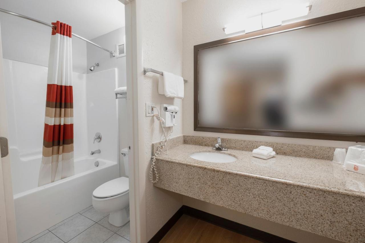 Red Roof Inn Bishopville Экстерьер фото