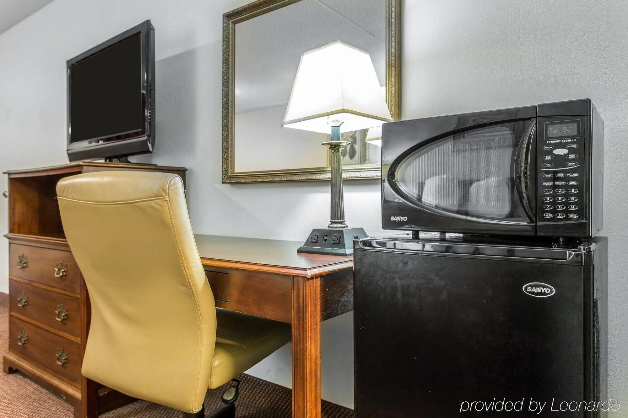 Red Roof Inn Bishopville Экстерьер фото