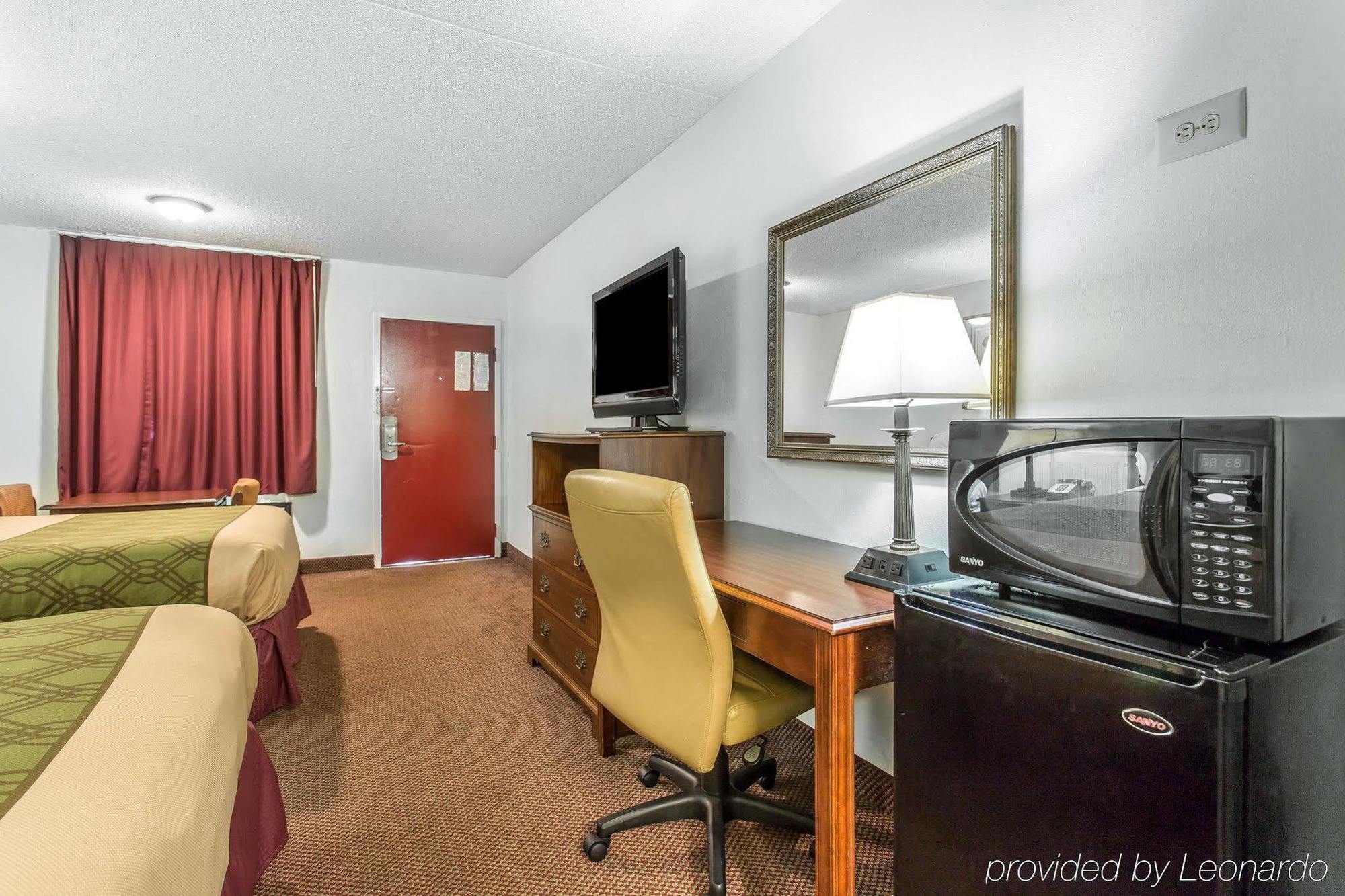 Red Roof Inn Bishopville Экстерьер фото